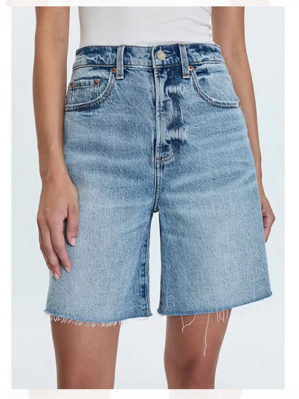 Pistola Kaylee High Rise Pinched Loose
Straight Jean Short in Boulder Wash Blue